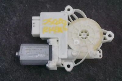 Мотор регулятора заднего правого окна двери 51358495868 BMW M340i Xdrive G20 2020-24 - Изображение 1 из 4