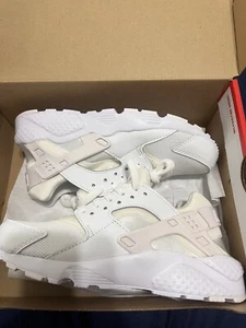 Nike Huarache Run (GS) 4Y Triple White/White Big Kids Running Shoes 654275-110 - Picture 1 of 4