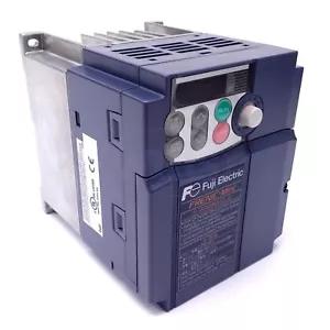 Fuji FRN0007C2S-4U 3 HP 460V 3 PH Zoll, 460 V 3Ph Ausgang, Frenic-Mini VFD Wechselrichter - Bild 1 von 9