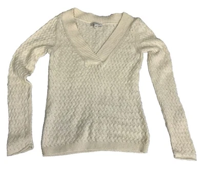 Suéter Banana Republic para mujer talla M tejido con cable blanco cuello en V mezcla de angora suave Foto 1 de 4