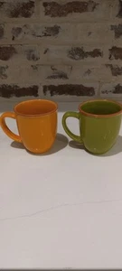 BOBBY FLAY PLANCHA STONEWARE MUGS SET OF 2 ORANGE GREEN FOOD NETWORK - Picture 1 of 8
