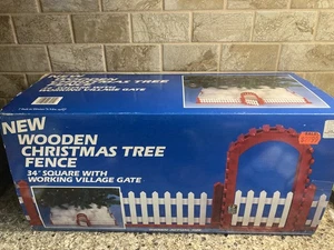 Cerca de árbol de Navidad de madera vintage puerta del pueblo 34" Taiwán 1989 - Imagen 1 de 9