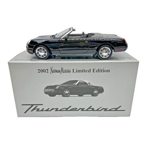 Ford Thunderbird Neiman Marcus 2002 negro edición limitada modelo 1:18 con caja - Imagen 1 de 20