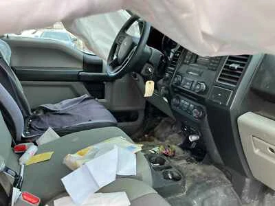 Used Air Cleaner Assembly fits: 2017 Ford F150 PICKUP 5.0 Grade A - Imagem 1 de 4