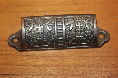 Antique Victorian Cast Iron Detailed Bin Apothecary Cupboard Drawer Pull L-52 Cover