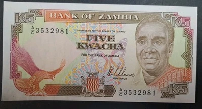 (1989) Zambia 5 Kwacha P30, AC35329**, AC40236** Foto 1 de 2