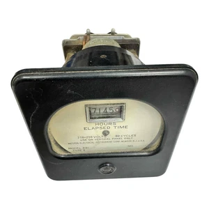 Medidor de Panel Analógico Modelo Weston 691 Medidor de Tiempo Transcurrido 210-250V 60Hz 80x76 - Imagen 1 de 3
