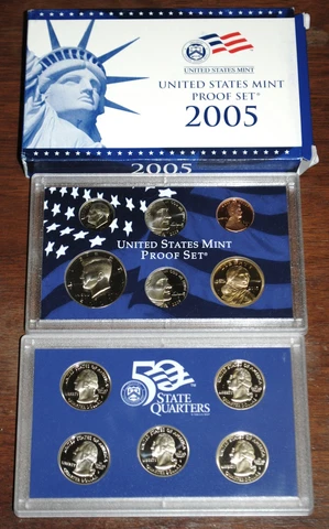 2005-s U.S. Proof Set. Complete and Original in BLUE  mint paper box Cover