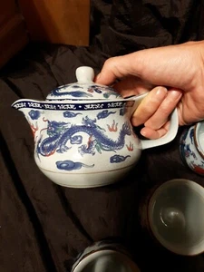 Reduced! Vibrant Blue Dragon Teapot W/ 5 Insulated Double Ceramic Tea Cups Stamp - Picture 1 of 8