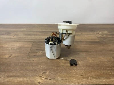 Audi A6 A7 2012-2018 motor 3,0 L V6 tanque de gasolina suministro de combustible bomba unidad de envío OEM Foto 1 de 4