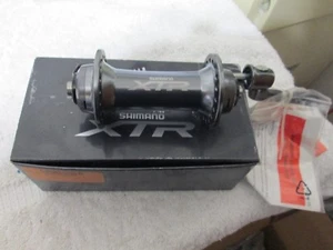 nos Shimano xtr m-960 front hub with skewer 36 holes - Picture 1 of 6
