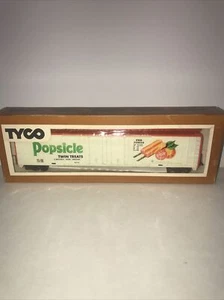 POPSICLE TWIN TREATS Reefer Car Tyco HO Scale Boxed 360F NIB electric train - Picture 1 of 4