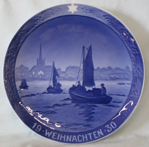 Royal Copenhagen Christmas 1930 German Version - Picture 1 of 7