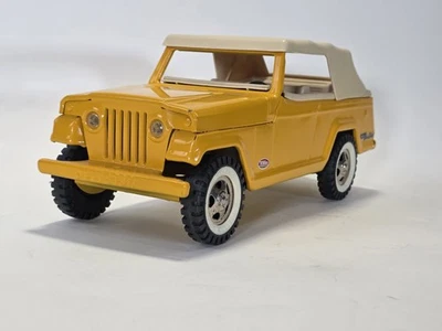 1960's vintage Tonka Willys Jeep Jeepster 4x4 pressed steel yellow truck - Image 1 of 4