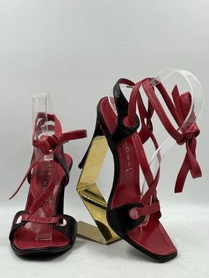 Tacones con cordones Casadei Y2K italianos de cuero de becerro negro y rojo 6,5 M RARO Foto 1 de 4