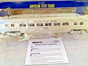 American Flyer 49958 Santa Fe Full Vista Dome Streamliner NIB, Beautiful! - Picture 1 of 3