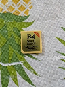 Cartucho Revolution para versión 2025 R4 Gold Pro SDHC R4i Fit DS/NDS/3DS/2DS - Imagen 1 de 2