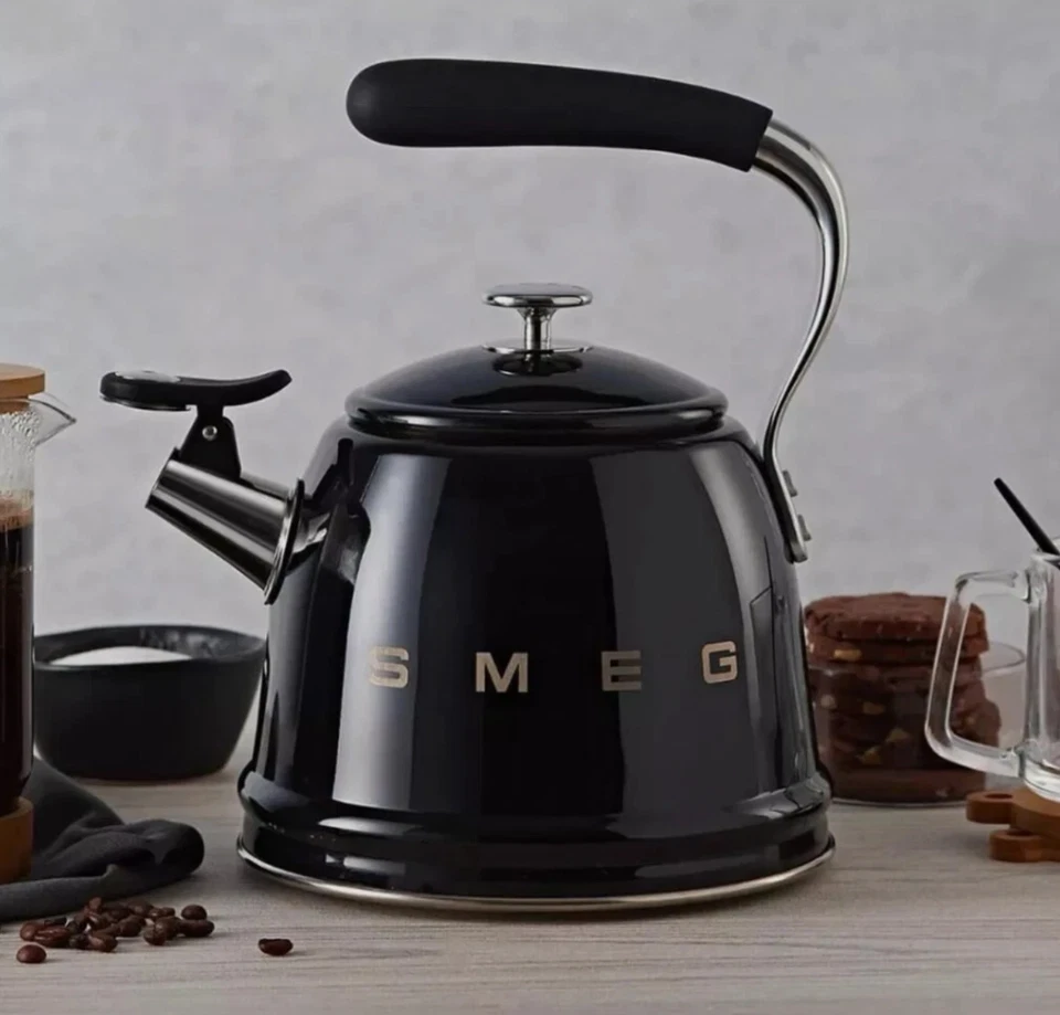 Hervidor de agua eléctrico SMEG - Hervidor de café eléctrico de acero inoxidable de 2,3 L negro - Nuevo en caja Foto 1 de 4