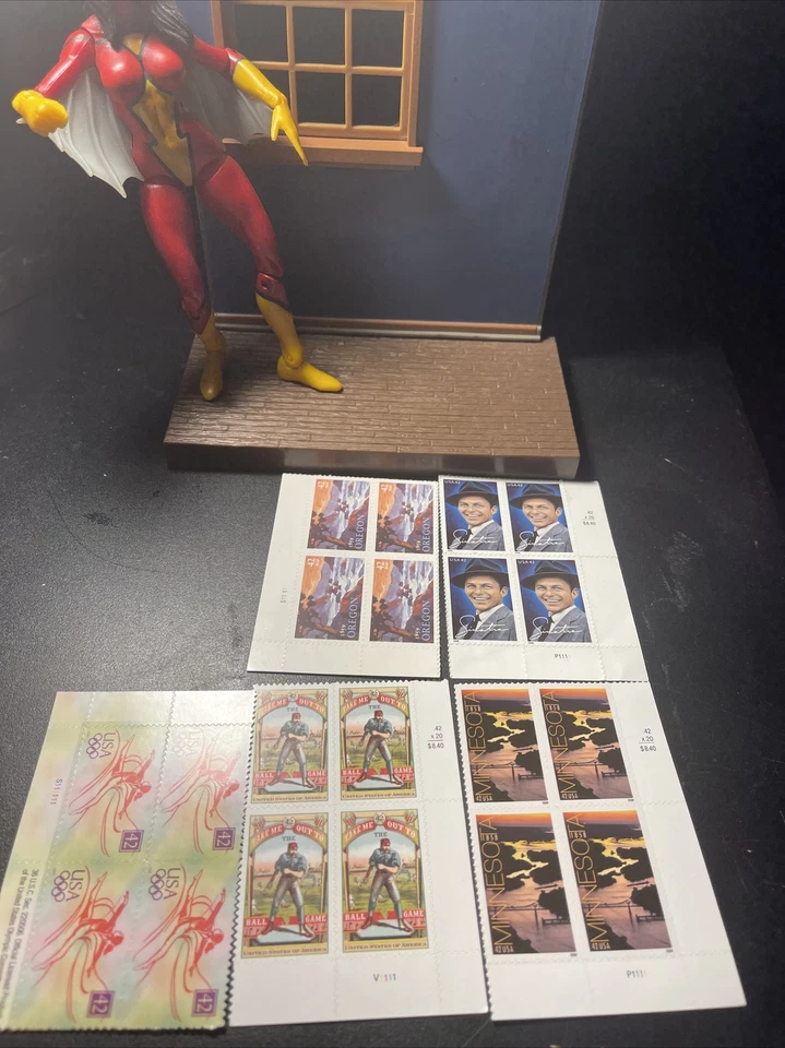 US Scott #4334-4376-4341-4334-4265-4266 (5) Plate Block Of 4 Us Stamps 42 Cents - Image 1 of 4