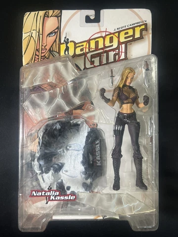 Mcfarlane Toys Danger Girl Natalia Kassle Sealed Cover