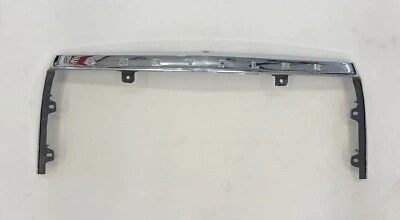 Nuevo de Lote Antiguo MoPar 1975-78 Chrysler Grille Surround New Yorker Newport Town & Country 76 Foto 1 de 4