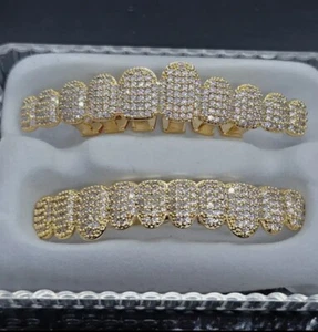 SOLID 925 Gold Simulated Diamonds Custom GRILLZ Teeth Top Bottom Set HipHop CZ - Picture 1 of 4