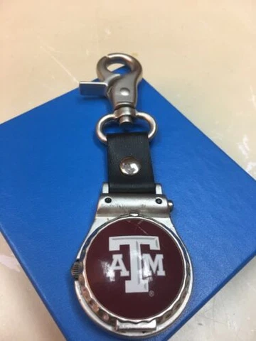 Texas A&M AGGIES CLIP WATCH LOOKS VINTAGE Cover