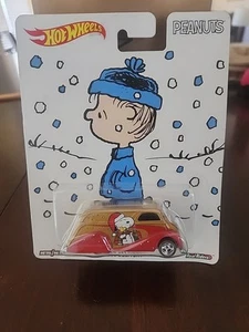 Hot Wheels Deco Delivery Snoopy Peanuts Pop Culture Series DWH11 Gold/Red 1:64 - Picture 1 of 3