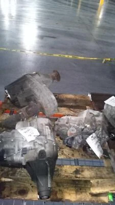 Conjunto de caja de transferencia usada se adapta a: Chevrolet Suburban 1500 2009 caja de transferencia opcional Foto 1 de 4