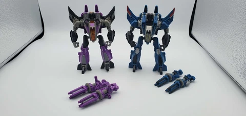 transformers Fall of Cybertron Deluxe SKYWARP & THUNDERCRACKER - Complete Cover