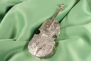 Caja Violonchelo de plata con bajorrelieve. Cello case in silver with bas-relief - Imagen 1 de 9
