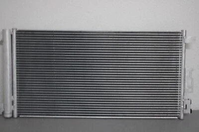 Chevrolet Malibu 2004 2006/Malibu Classic/Pontiac G6 condensador de aire acondicionado Foto 1 de 4