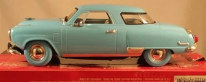 JOHNNY LIGHTNING 1951 STUDEBAKER COMMANDER BLUE REIFEN 1/24 - Bild 1 von 11