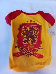 Harry Potter Gryffindor Pet t Shirt Size M - Picture 1 of 5