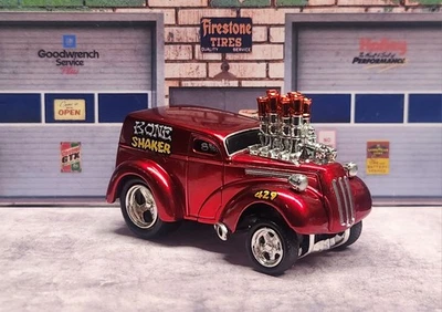 Funline 2004 escala 1:64 Muscle Machines '48 Anglia Gasser "Bone Shaker" GS04-10 Foto 1 de 4