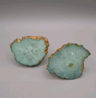 Anillos de servilleta de cristal de losa de geoda acuática con herrajes cuadrados en tono dorado - JUEGO DE 2 Foto 1 de 4