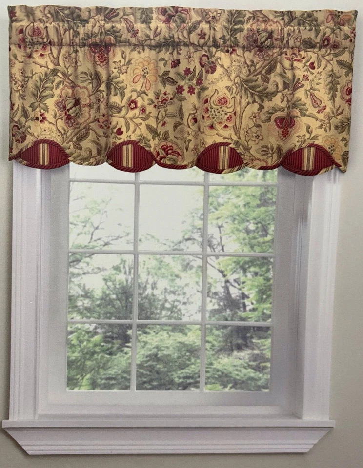 Waverly Antique Imperial Dress Jacqueline Rod-pocket Valance 52x18