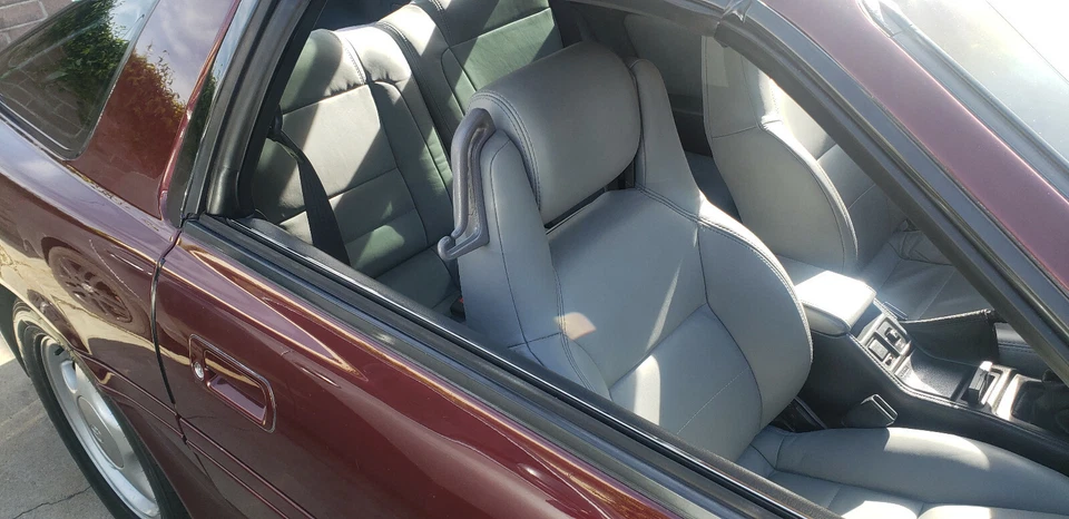 Fundas de asiento de cuero gris claro de repuesto para Toyota Supra MK3 / MKIII 1986.5-1992  Foto 1 de 4