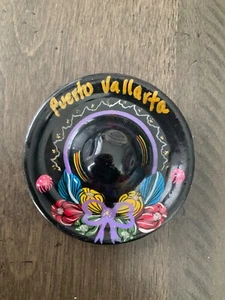Puerto Vallarta Mexiko handbemalter Sombrero Ton Kühlschrankmagnet - Bild 1 von 3