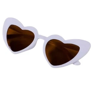 Sunglasses For Women Vintage Heart Shaped White Frame Glasses Fashion Eyewear - Picture 1 of 2