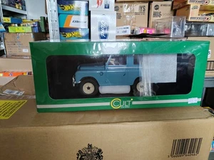 Landrover 88 Series 3 azul marino 1978 modelo Cult Cml114-1 en caja 1/18 - Imagen 1 de 4