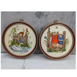 Vintage Paar Hummel handgestickte Handarbeit 70er Jahre Schwanenzaun Kinder - Bild 1 von 10