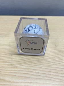 Bola de oro autografiada por Laura Davies Top Flite - Imagen 1 de 5