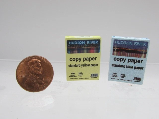 Casa de muñecas miniatura réplica resmas de papel de copia para oficina o escuela - Juego de 2 Foto 1 de 1