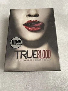 True Blood - The Complete First Season (DVD, 2009, 5-Disc Set) - Picture 1 of 8