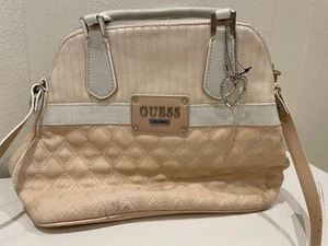 Lovely GUESS Shoulder Bag Light Beige Medium Tote Bag. Adjustable Strap - Picture 1 of 4