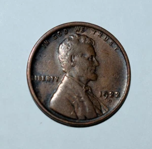 183c. A 1922 D LINCOLN WHEAT CENT SEMI-KEY IN AS SHOWN VERY GOOD CONDITION - Picture 1 of 2