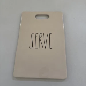 Rae Dunn “Serve” Cutting Board Farmhouse Country EUC - Picture 1 of 7