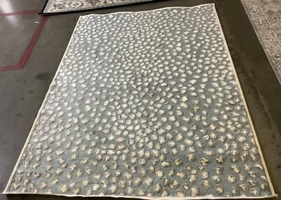 CREAM / SPRUCE 5'-3" x 7'-6" Flaw in Rug, Reduced Price 1172674209 PAR84-2410-5 - Image 1 of 4