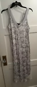Vera Wang Sleepwear Gray Paradise Gown size Small - Picture 1 of 6